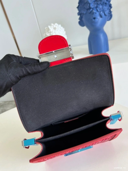 WIS VUITTON MINI LOUIS DAUPHINE 1122